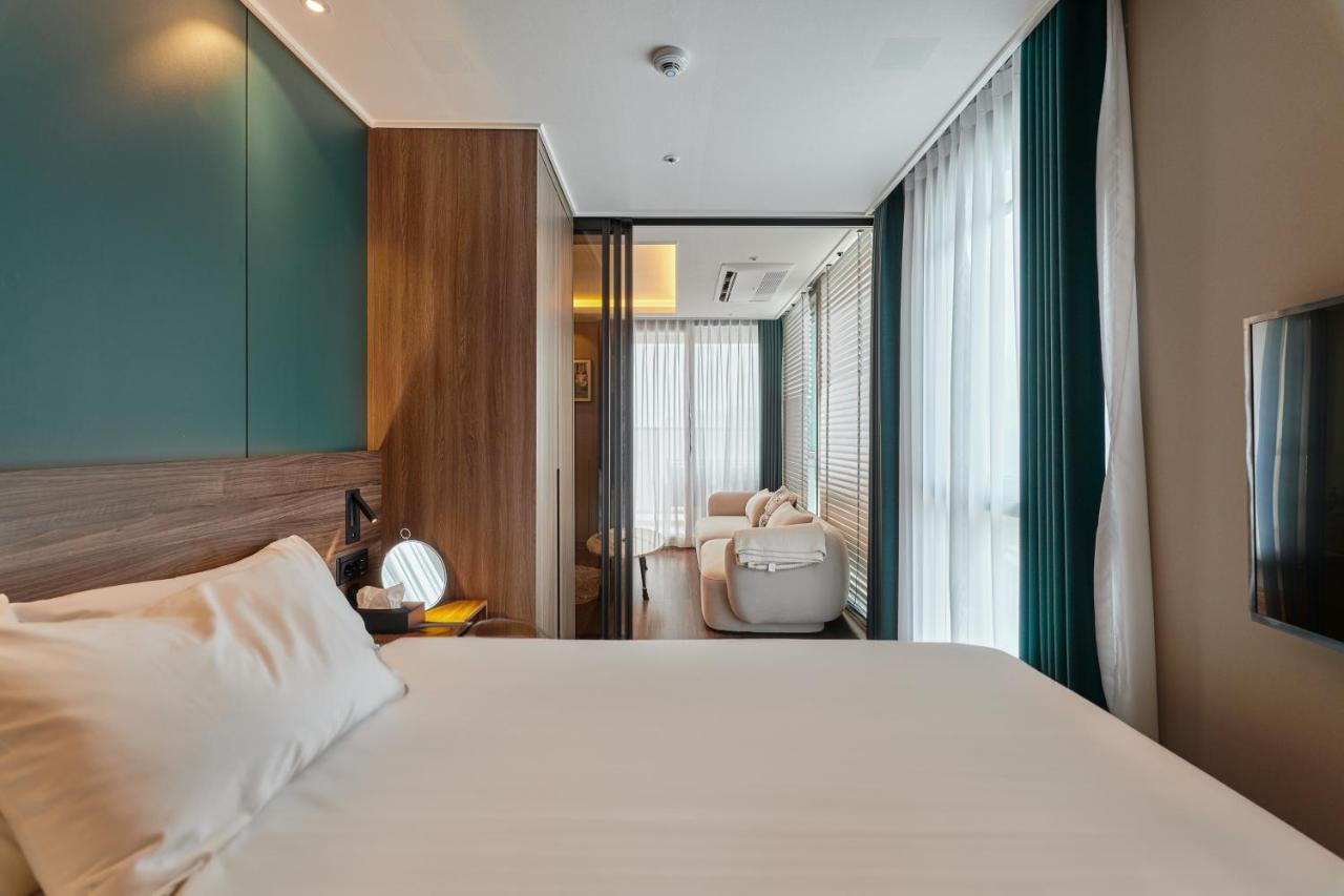 Sienna Ambassador Residence Пусан Экстерьер фото