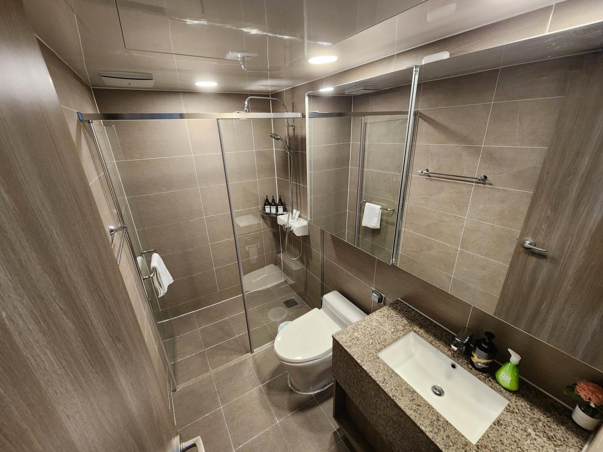 Sienna Ambassador Residence Пусан Экстерьер фото
